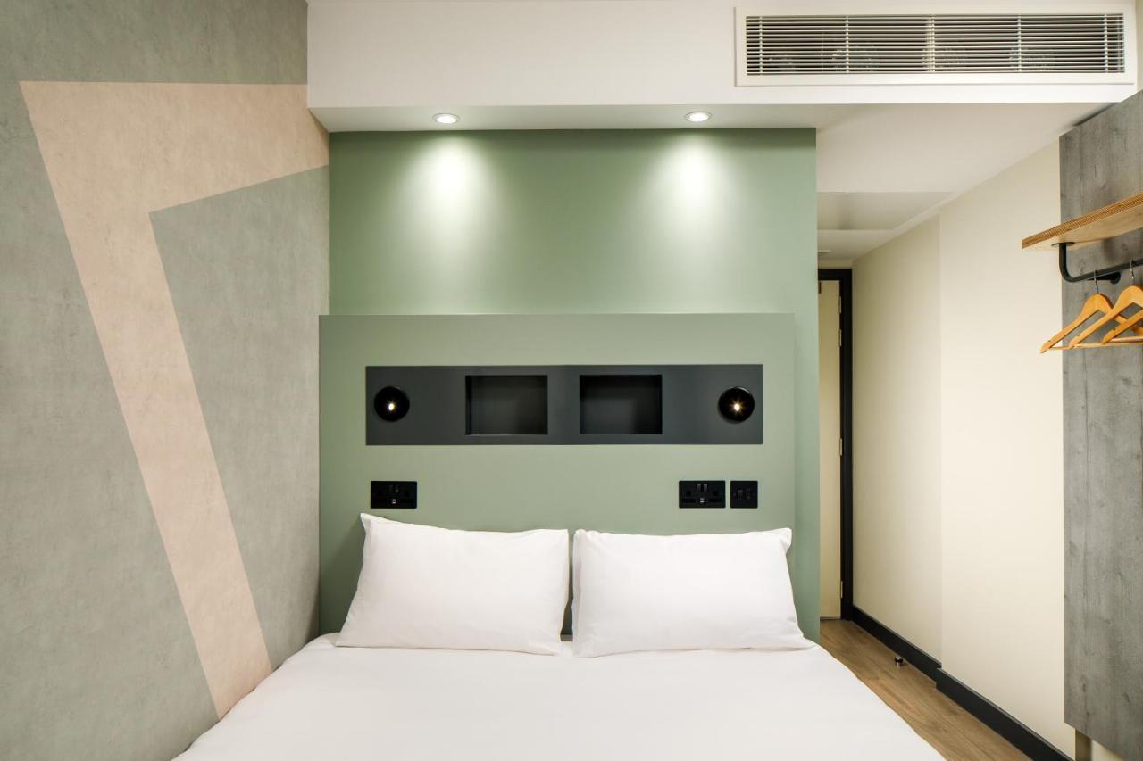 Ibis Budget Manchester Airport T2 هييل المظهر الخارجي الصورة