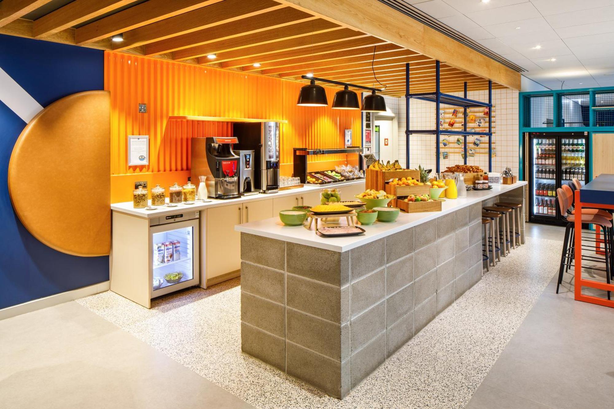 Ibis Budget Manchester Airport T2 هييل المظهر الخارجي الصورة