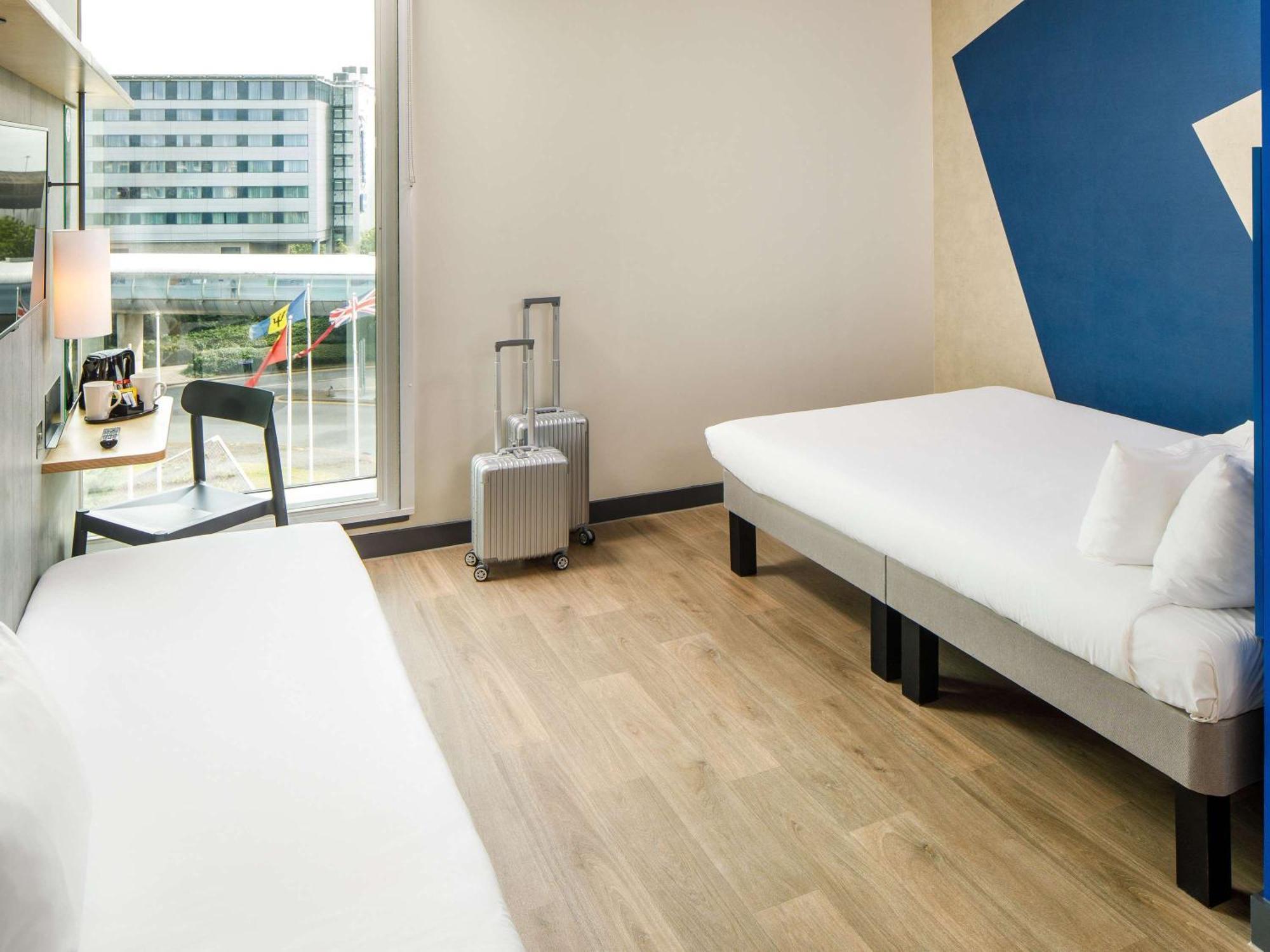 Ibis Budget Manchester Airport T2 هييل المظهر الخارجي الصورة