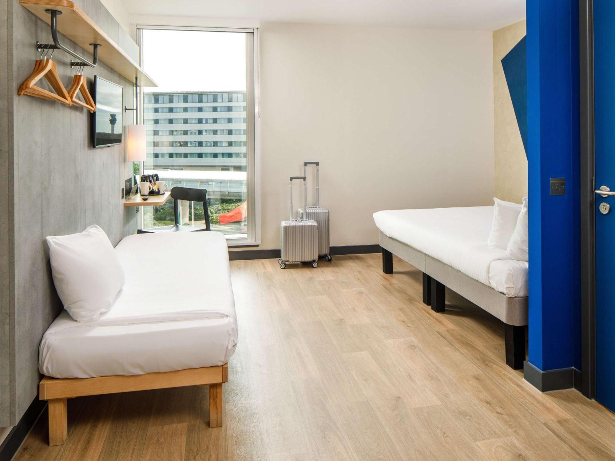 Ibis Budget Manchester Airport T2 هييل المظهر الخارجي الصورة