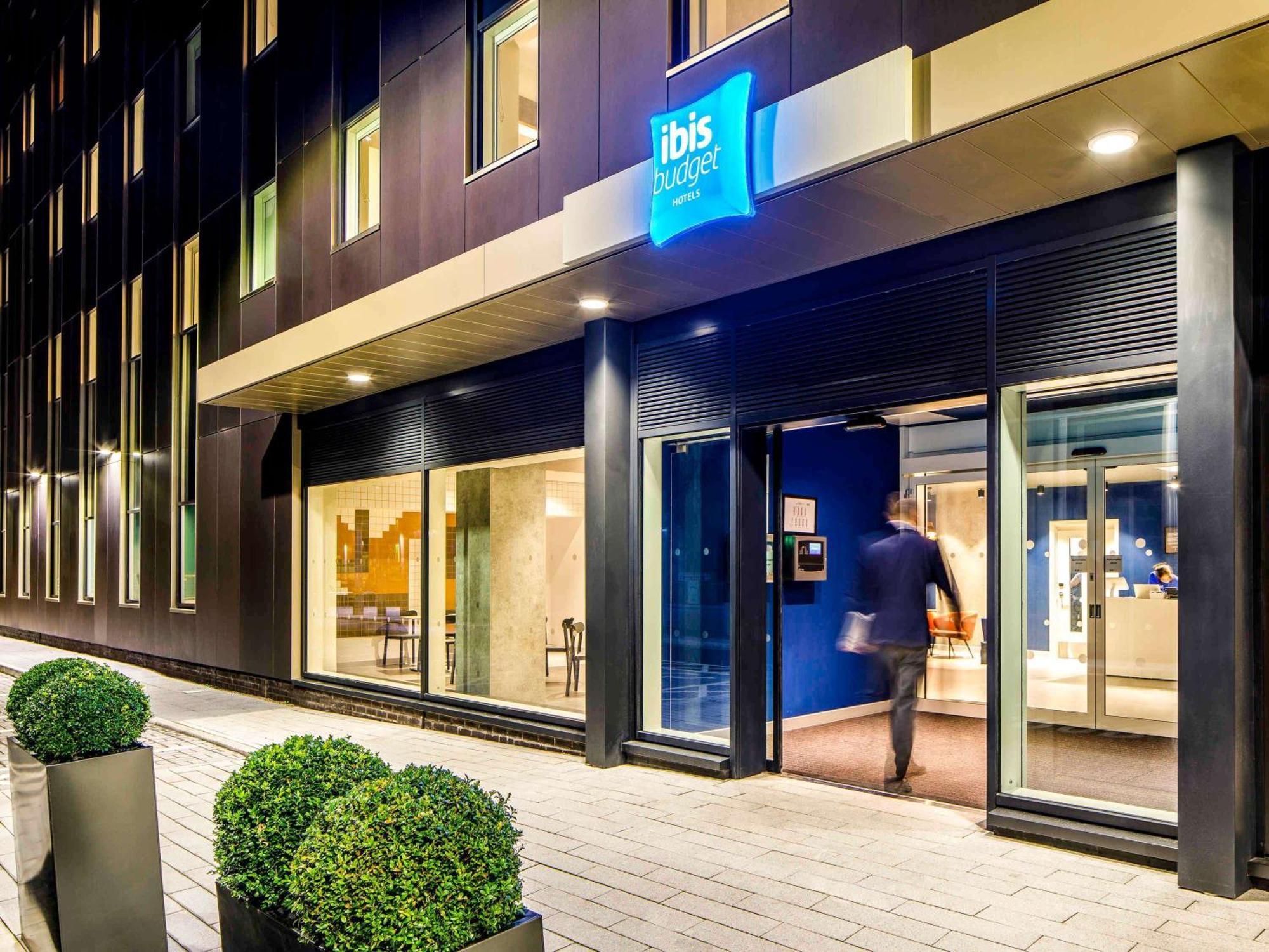 Ibis Budget Manchester Airport T2 هييل المظهر الخارجي الصورة